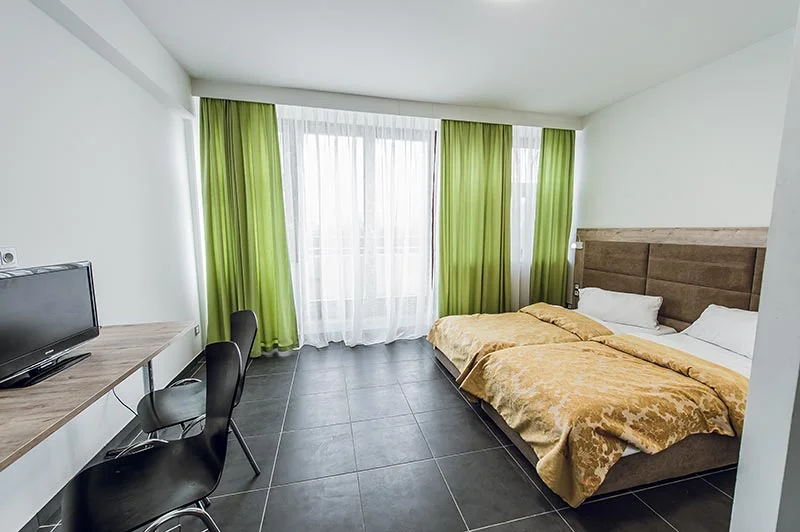 Apartment 2 - Image 2