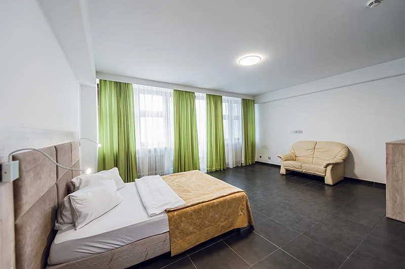 Apartment 3 - Image 3